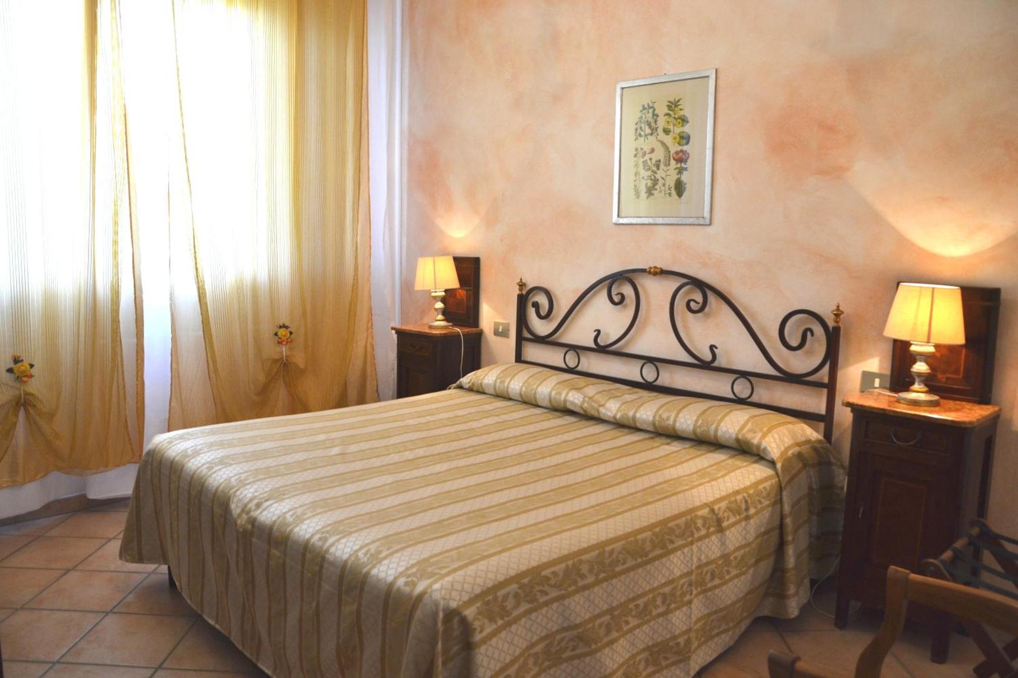 La Loggia - Villa Gloria -Adults Only Кверчегросса Номер фото